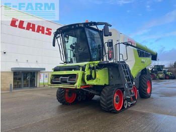 목초수확기 CLAAS Lexion 8900