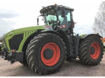 장궤형 트랙터 CLAAS Xerion