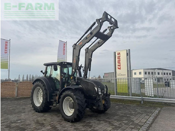 장궤형 트랙터 VALTRA T203