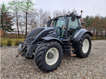 장궤형 트랙터 VALTRA T154