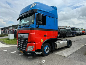 트랙터 유닛 DAF XF 440