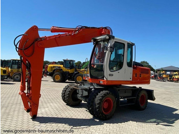 휠 굴삭기 LIEBHERR A 900