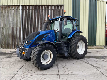 장궤형 트랙터 VALTRA T174