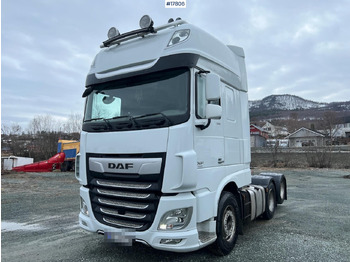 트랙터 유닛 DAF XF 530