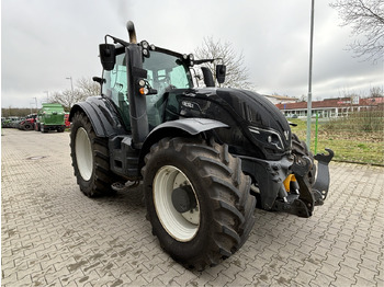 장궤형 트랙터 VALTRA T194