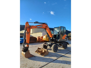 휠 굴삭기 DOOSAN DX57W