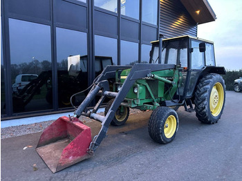 장궤형 트랙터 JOHN DEERE 1640