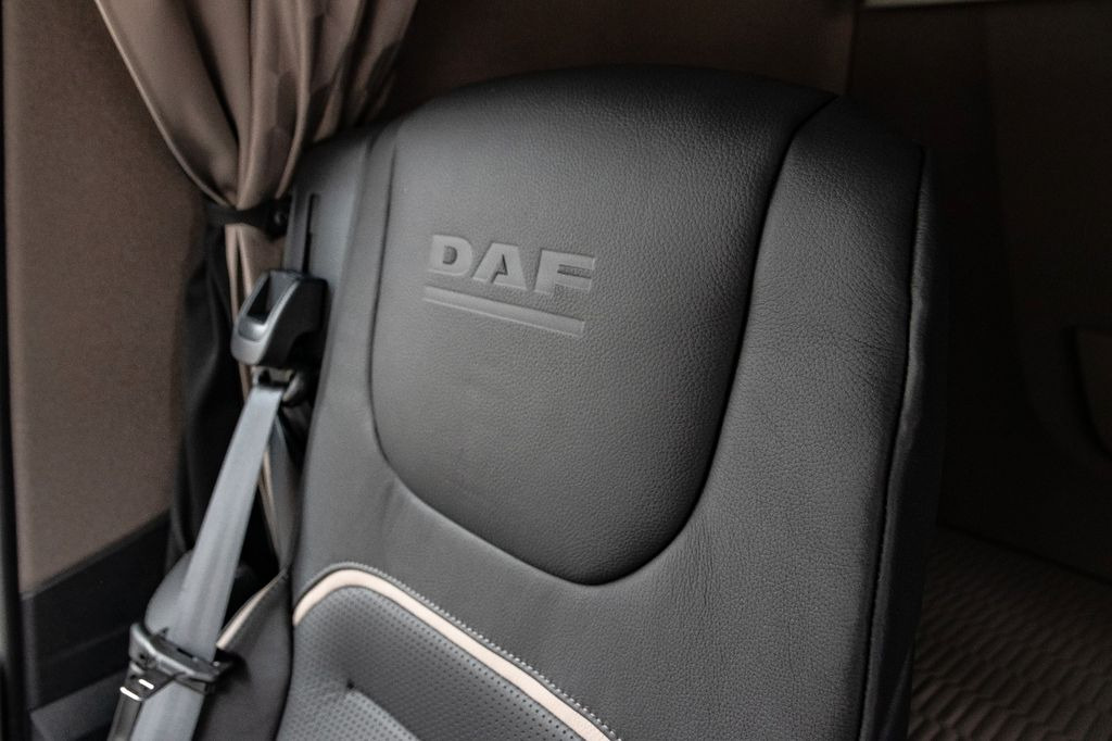 신규 트랙터 유닛 DAF XG+ 530 FT Edition Grey : 사진 6