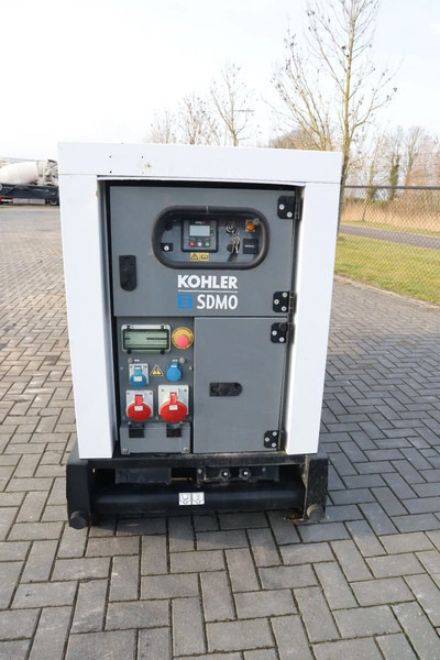 리스 SDMO R44C3 | 44 KVA | GOOD WORKING SDMO R44C3 | 44 KVA | GOOD WORKING : 사진 8