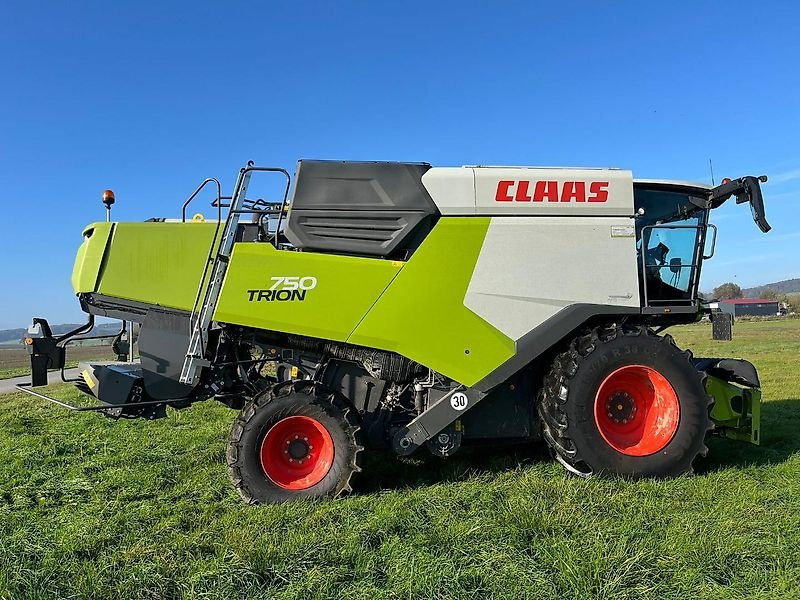 목초수확기 CLAAS Trion 750 : 사진 9