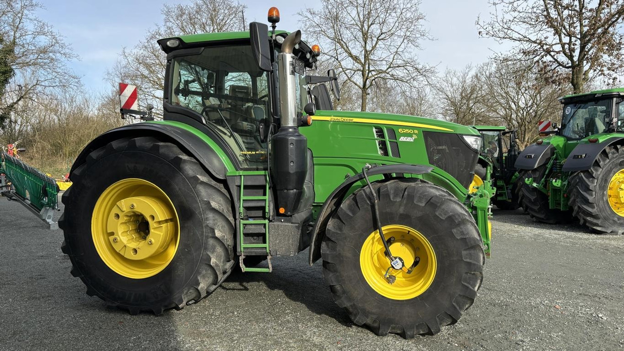 장궤형 트랙터 John Deere 6250 R : 사진 41