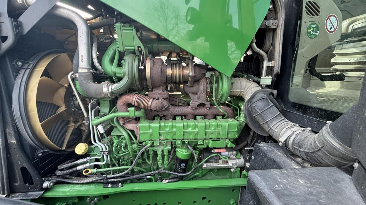 장궤형 트랙터 John Deere 6250 R : 사진 17