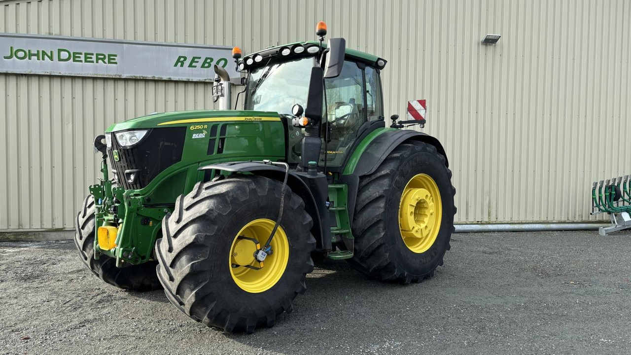 장궤형 트랙터 John Deere 6250 R : 사진 43