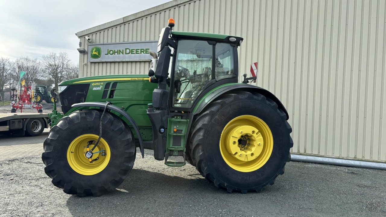 장궤형 트랙터 John Deere 6250 R : 사진 42