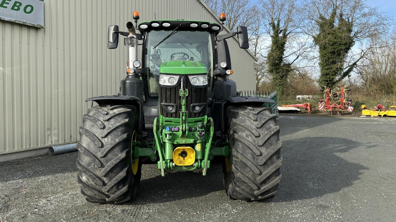 장궤형 트랙터 John Deere 6250 R : 사진 40