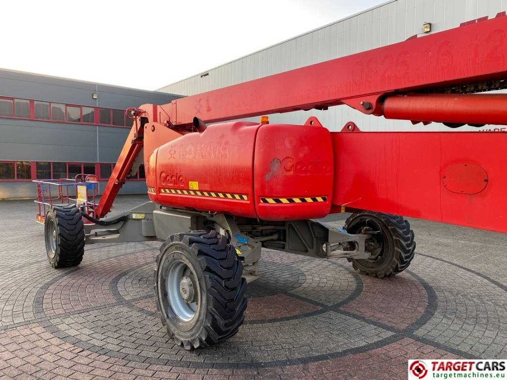 관절 붐 Genie Z-135/70 Articulated 4x4x4 Diesel Boom Lift 4315cm : 사진 36