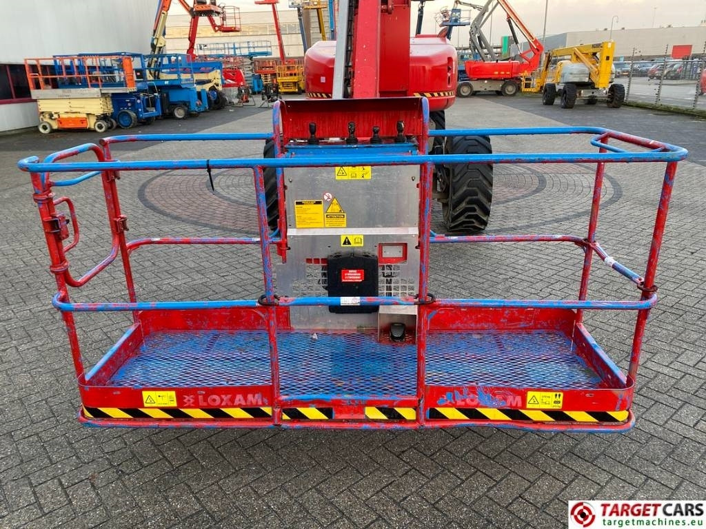 관절 붐 Genie Z-135/70 Articulated 4x4x4 Diesel Boom Lift 4315cm : 사진 9