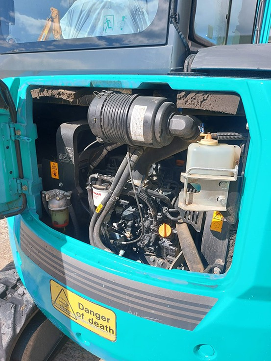 굴착기 Kobelco SK 55SRX-6 : 사진 11