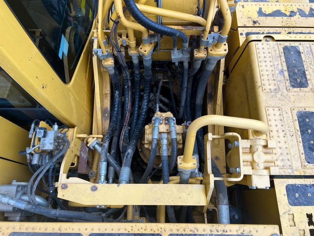 굴착기 Komatsu PC 360 LC-11 (22m SLF) : 사진 23