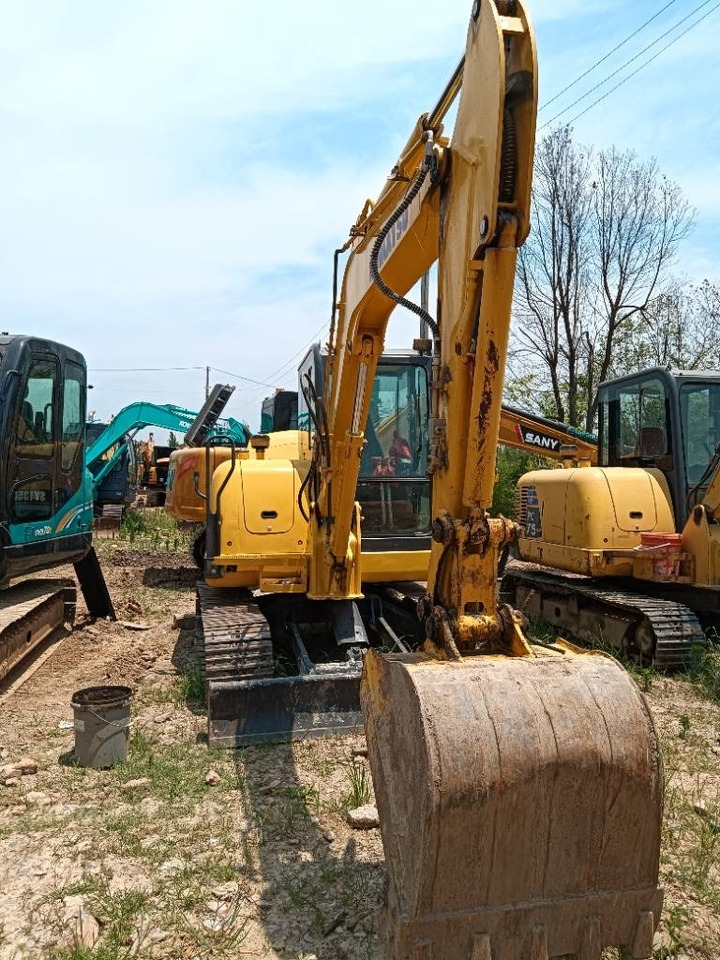 크롤러 굴삭기 Komatsu PC 56-7 : 사진 9