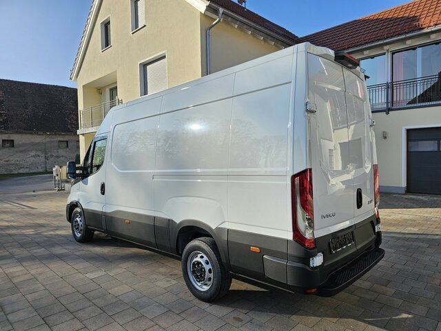 패널 밴 IVECO Daily 35S18HA8V Hi-Matic 12m³ Modell 2025 MY24 : 사진 36