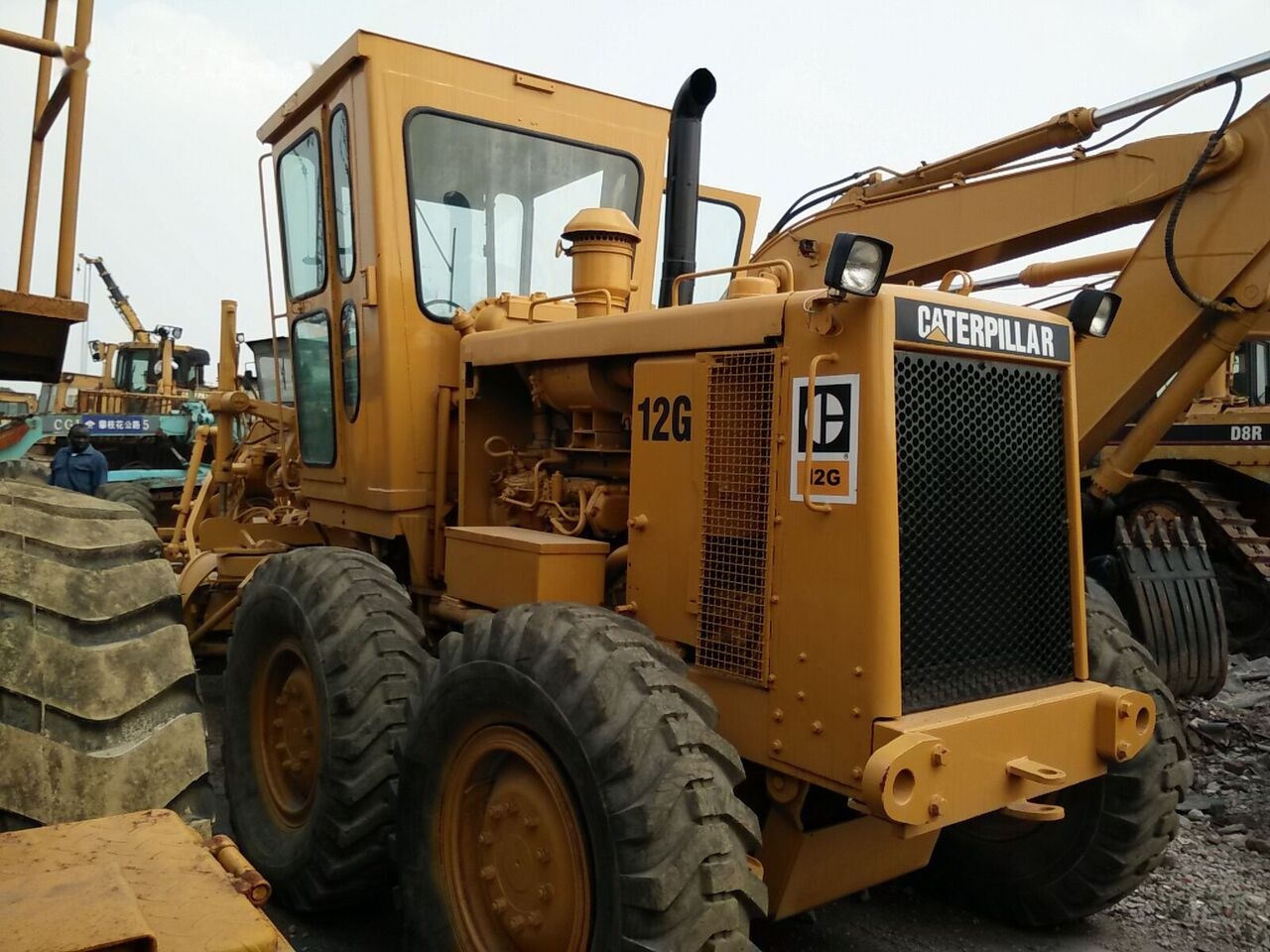 그레이더 Caterpillar 12G : 사진 8