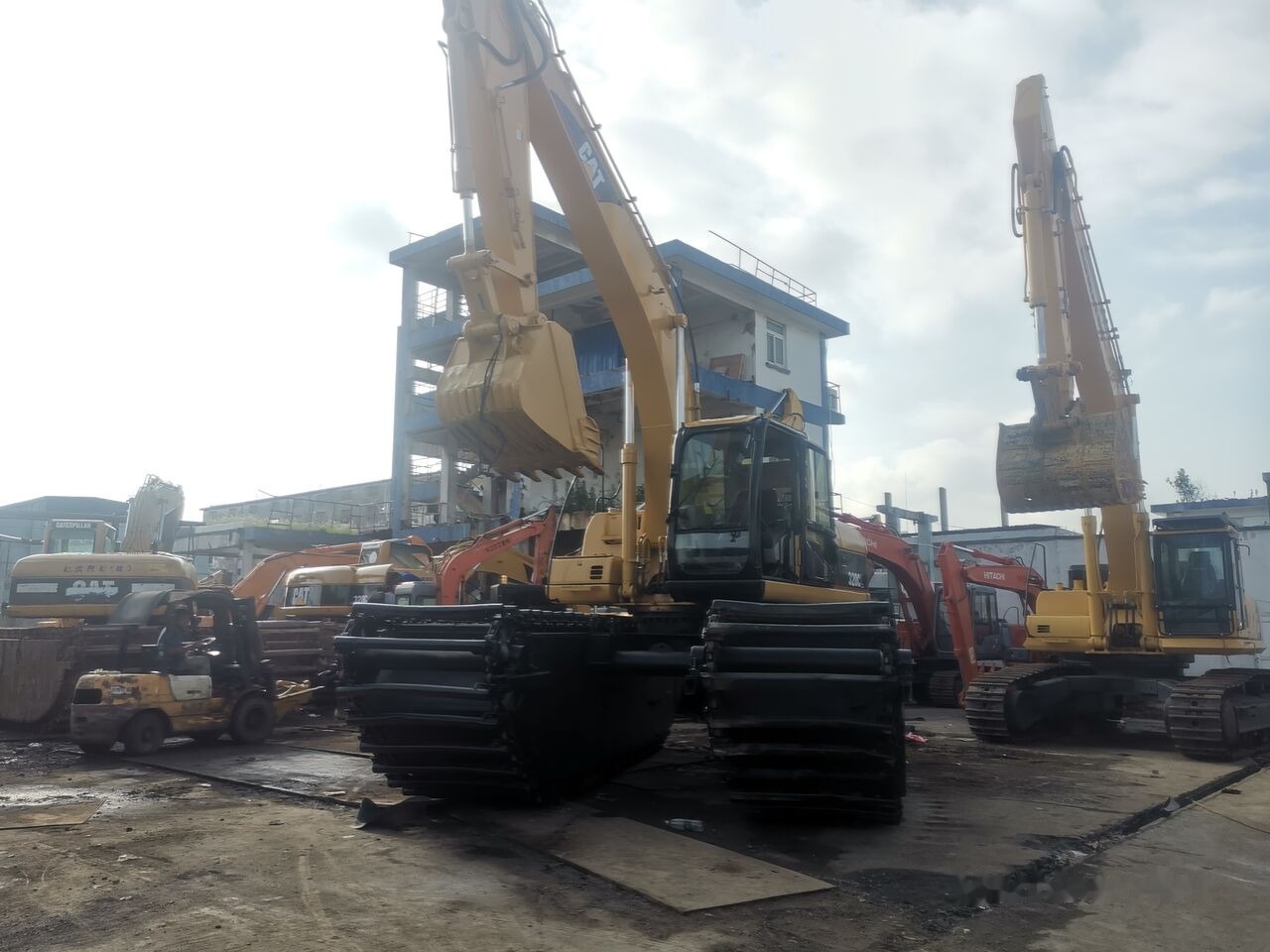 리스 Caterpillar 320CL Caterpillar 320CL : 사진 13