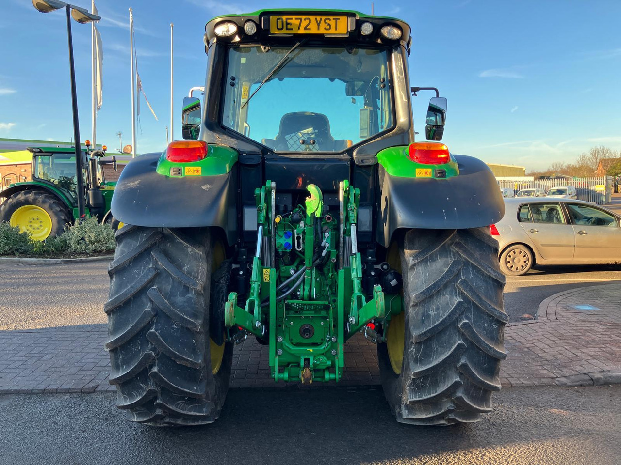 장궤형 트랙터 John Deere 6140M + 623M Loader : 사진 7