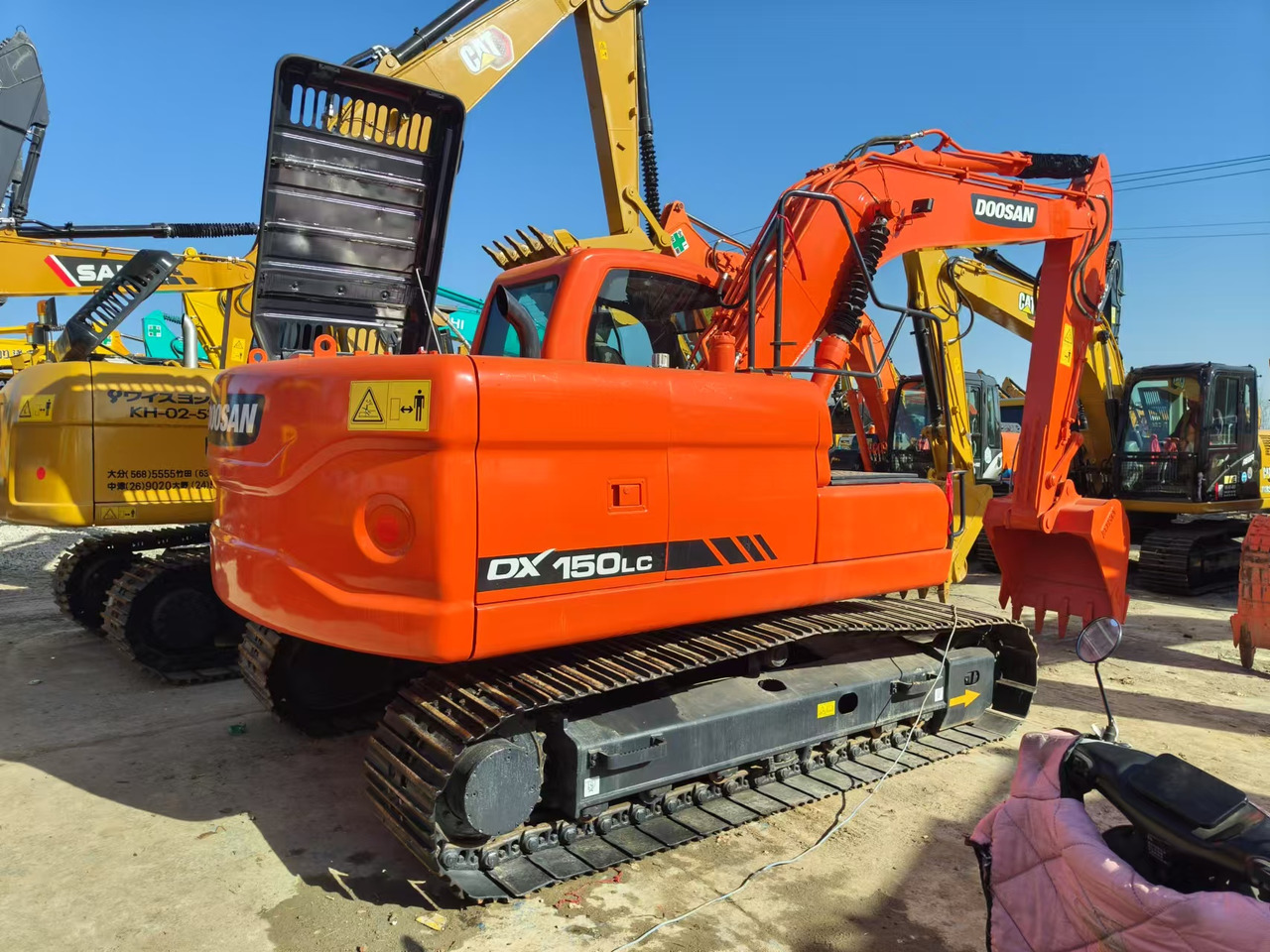 굴착기 DOOSAN DX150 : 사진 24