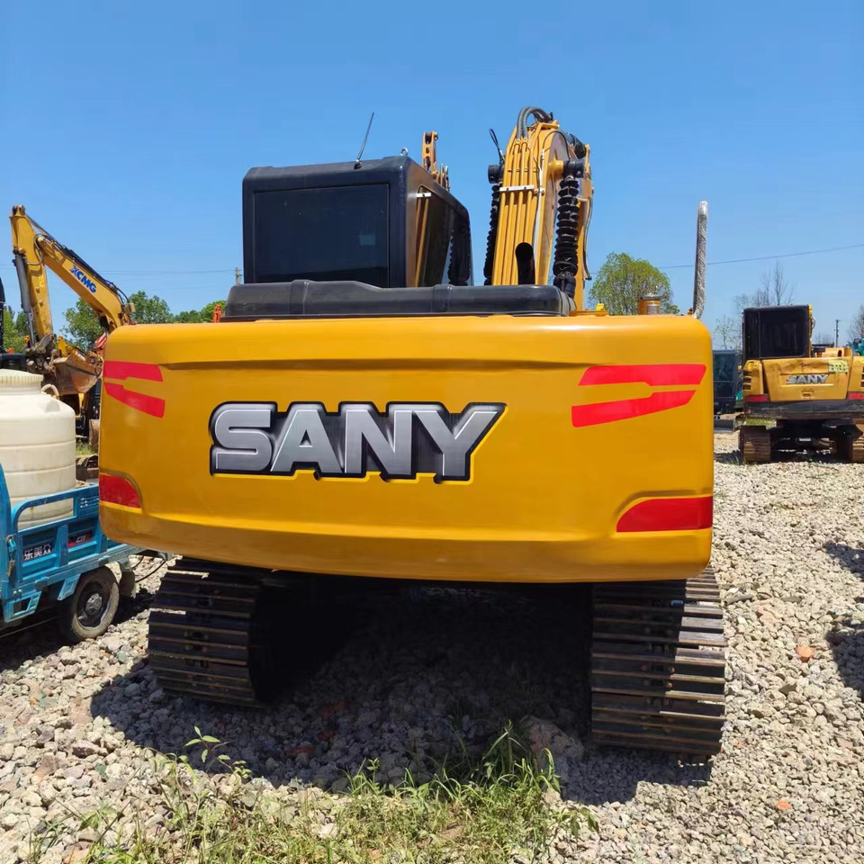 크롤러 굴삭기 SANY SY135C : 사진 9