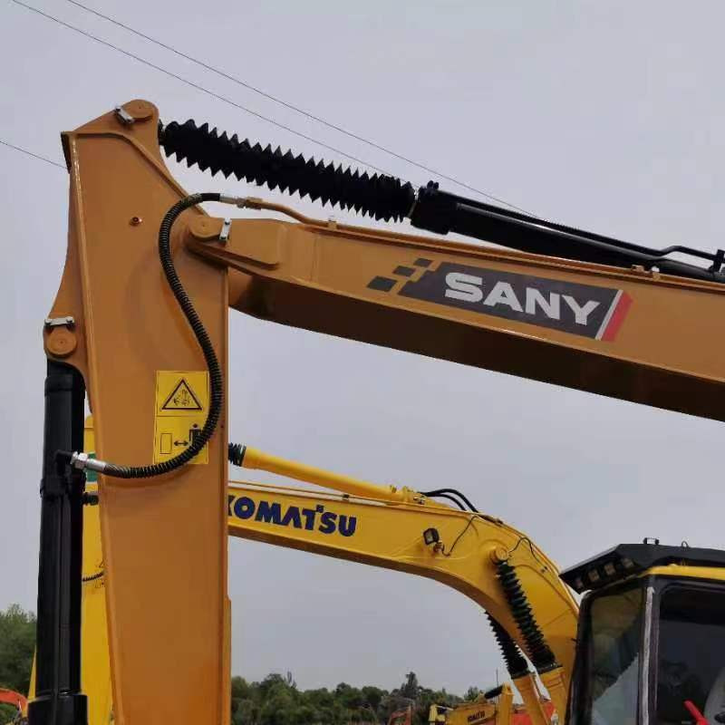 크롤러 굴삭기 SANY SY135C : 사진 7