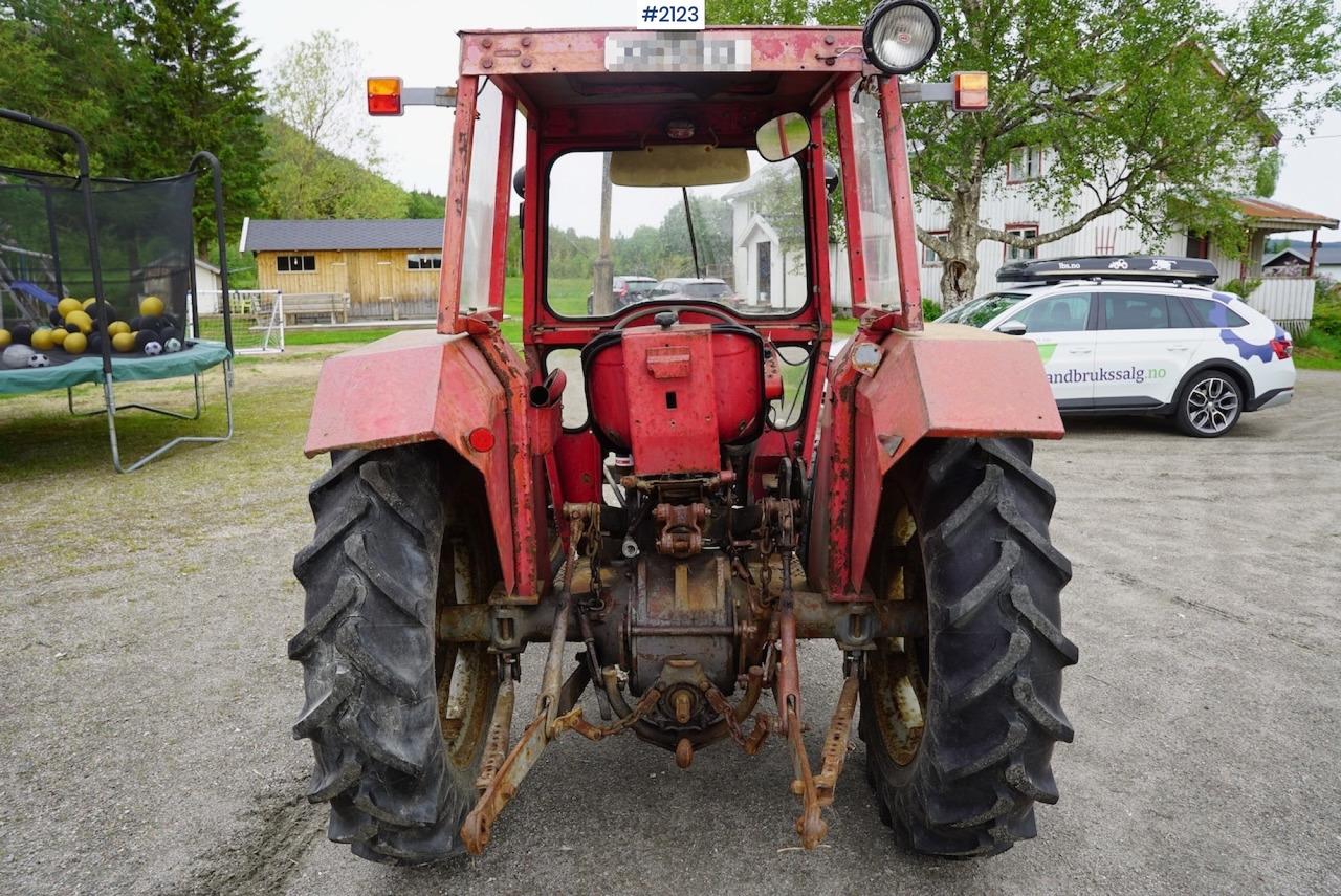 장궤형 트랙터 1977 Massey Ferguson 135 : 사진 6