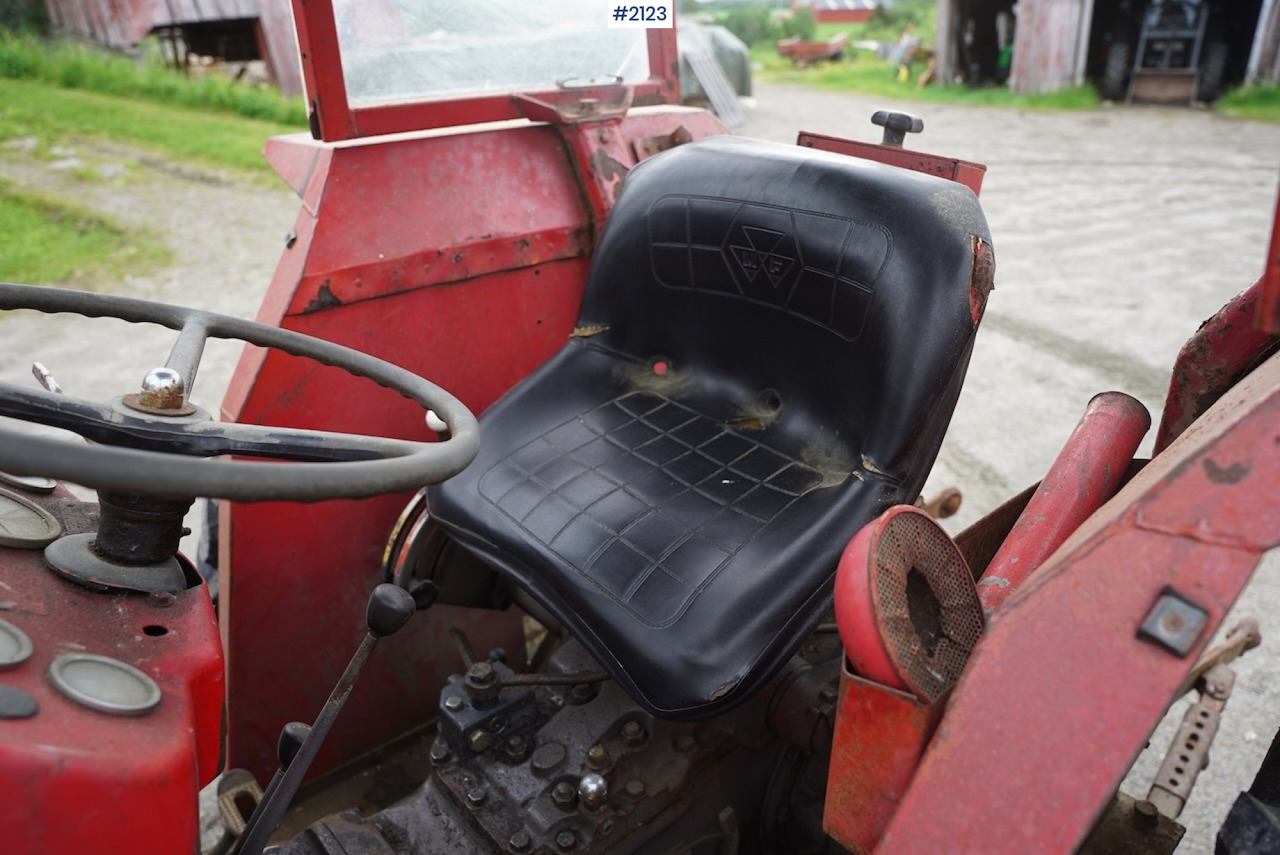 장궤형 트랙터 1977 Massey Ferguson 135 : 사진 15