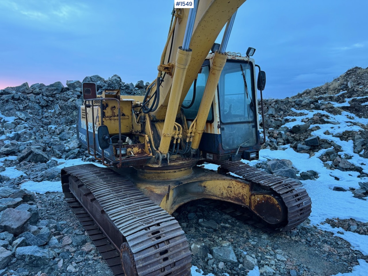 크롤러 굴삭기 1993 Komatsu PC240-5K excavator : 사진 7