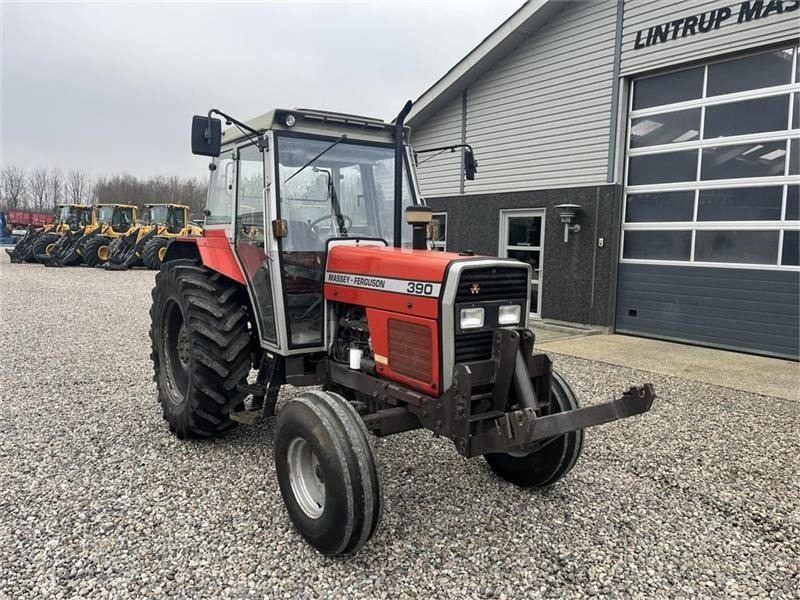 리스 Massey Ferguson 390 HiLine med frontlift  Massey Ferguson 390 HiLine med frontlift : 사진 16