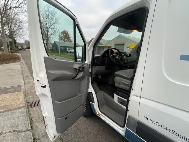 패널 밴 Volkswagen Crafter CRAFTER 35 BESTEL L1 H1 2.5 TDI 80 KW 5 cilinder : 사진 15