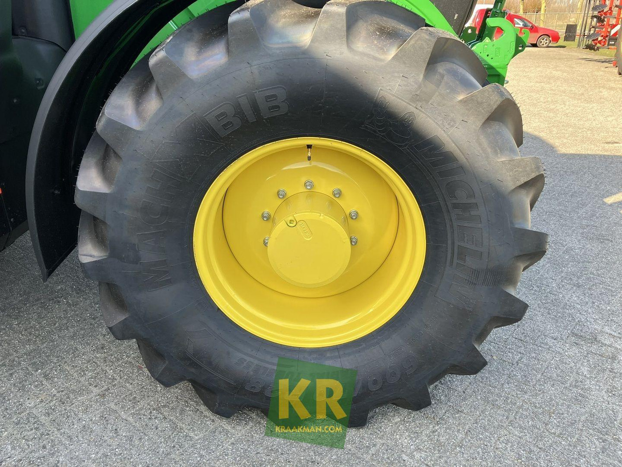 신규 장궤형 트랙터 6R 175 John Deere : 사진 7