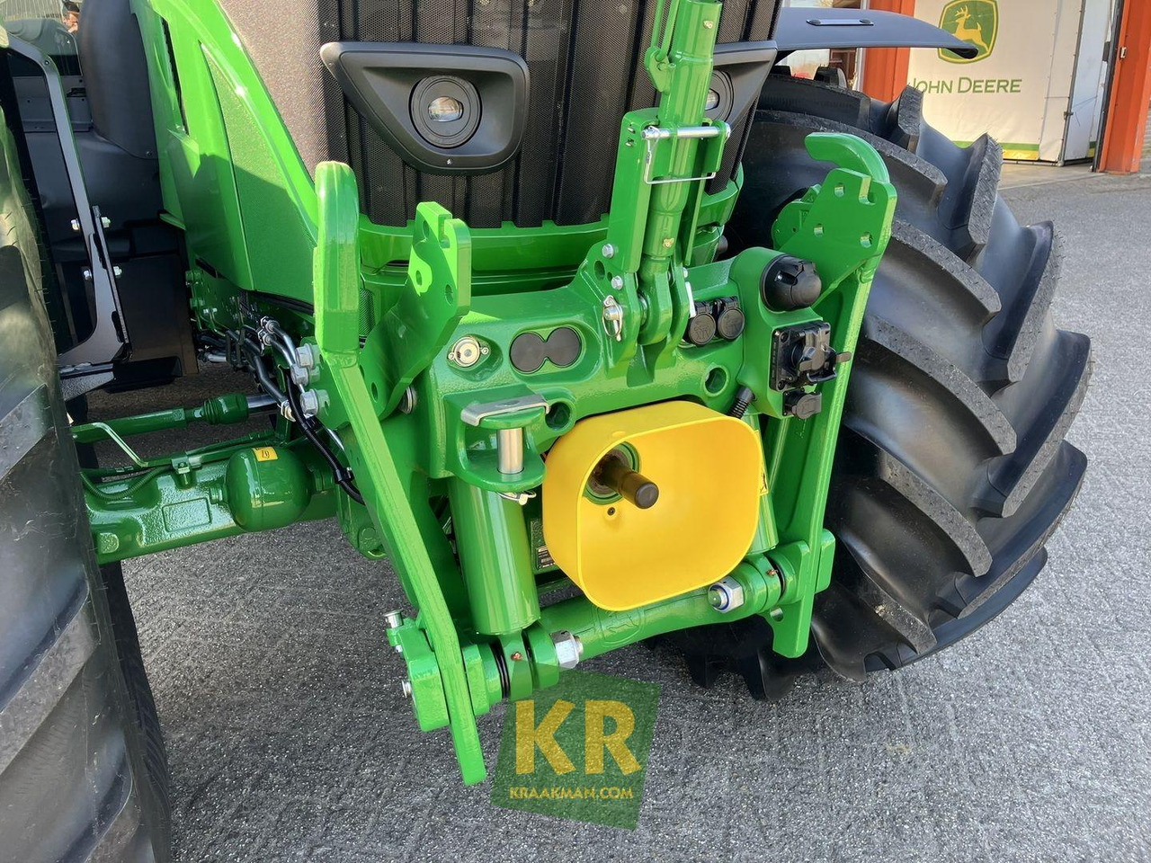 신규 장궤형 트랙터 6R 175 John Deere : 사진 6