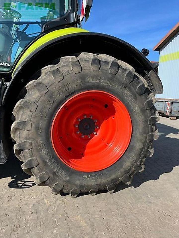 장궤형 트랙터 CLAAS axion 920 cmatic ceb : 사진 9