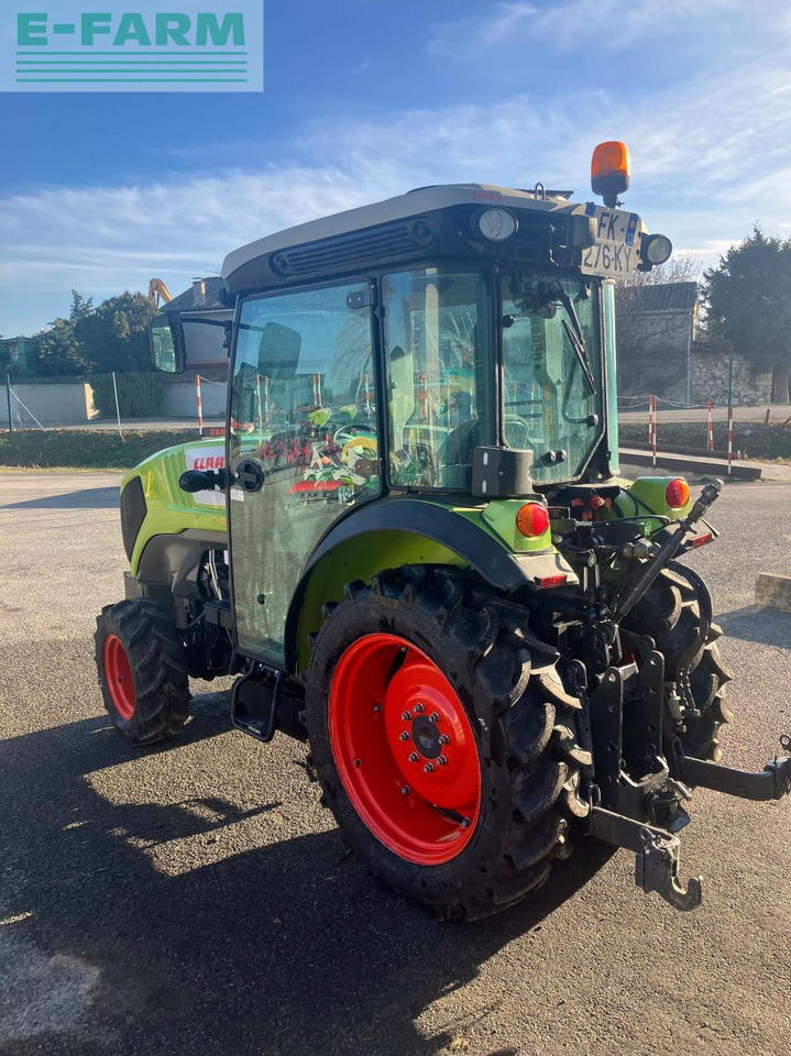 장궤형 트랙터 CLAAS nexos 220 ve cabine 4rm VE : 사진 7