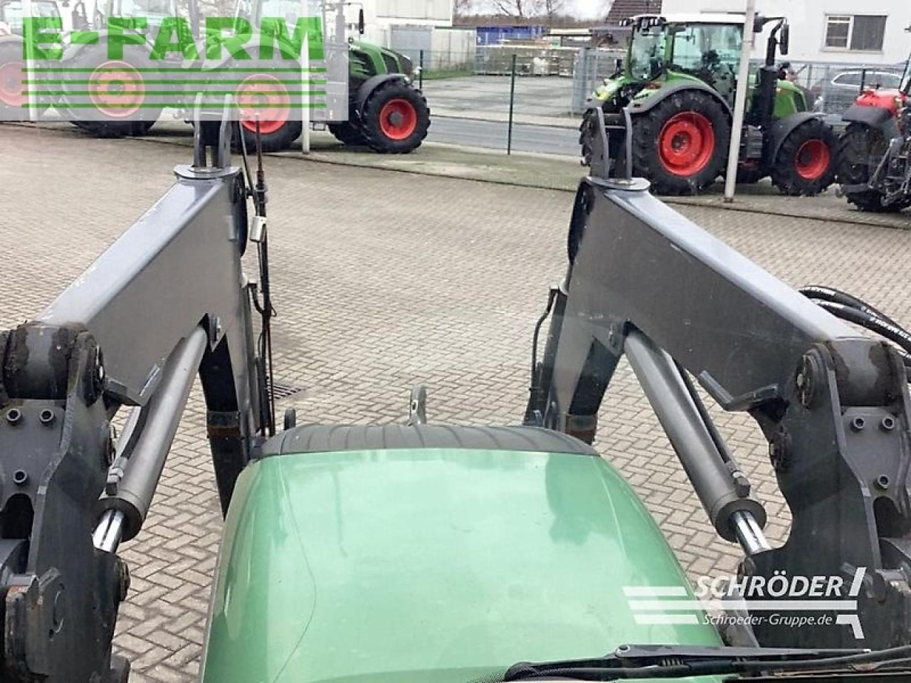 장궤형 트랙터 Fendt 716 vario scr profi Profi : 사진 15