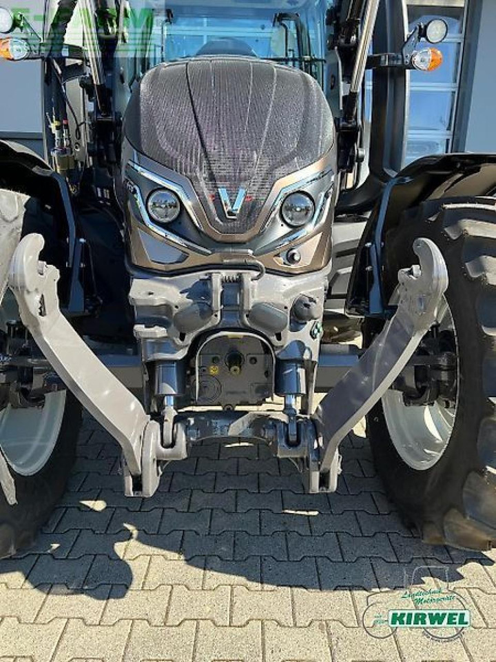 장궤형 트랙터 Valtra g 125 active Active : 사진 14