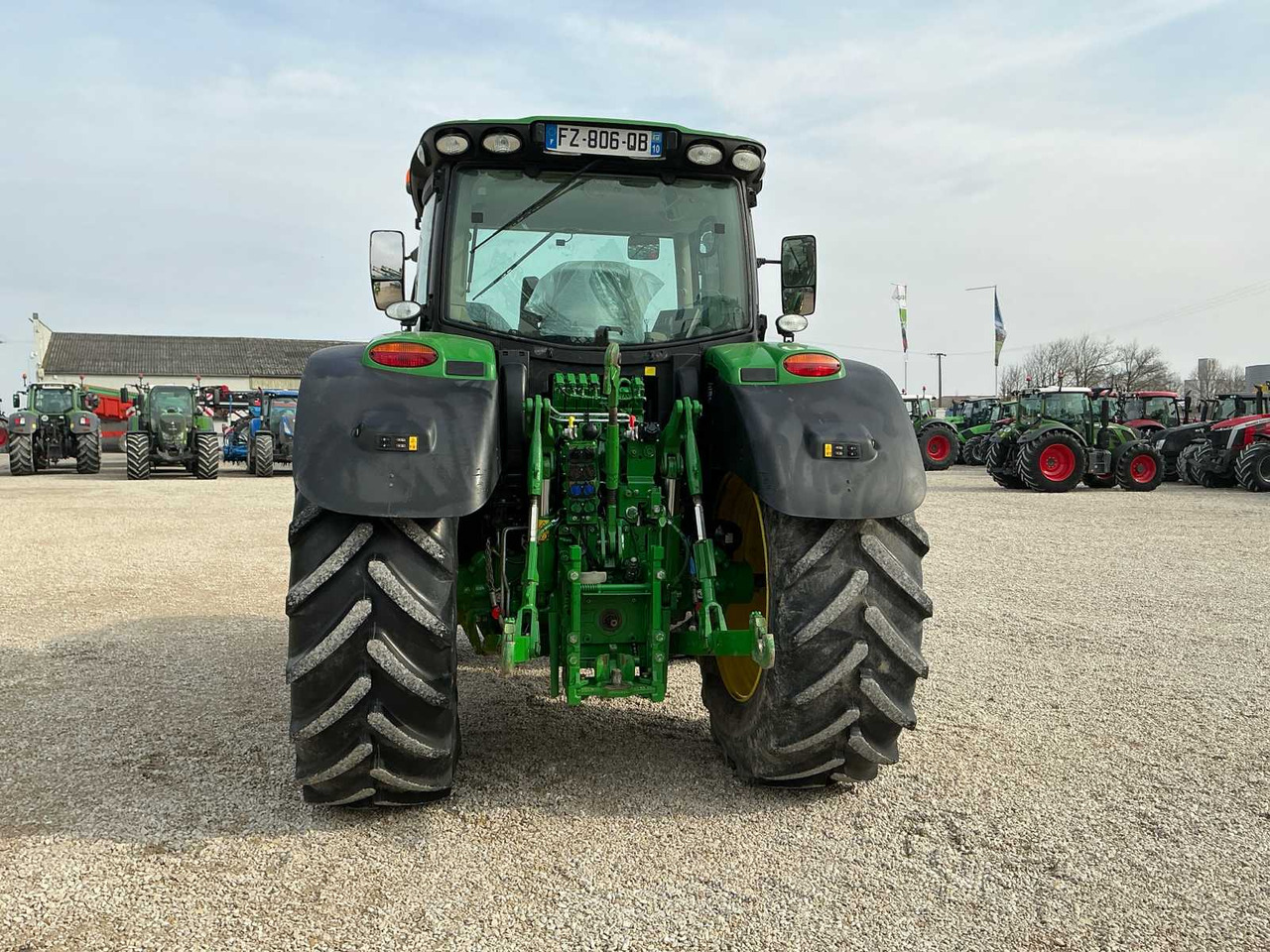 장궤형 트랙터 John Deere 6155R : 사진 6