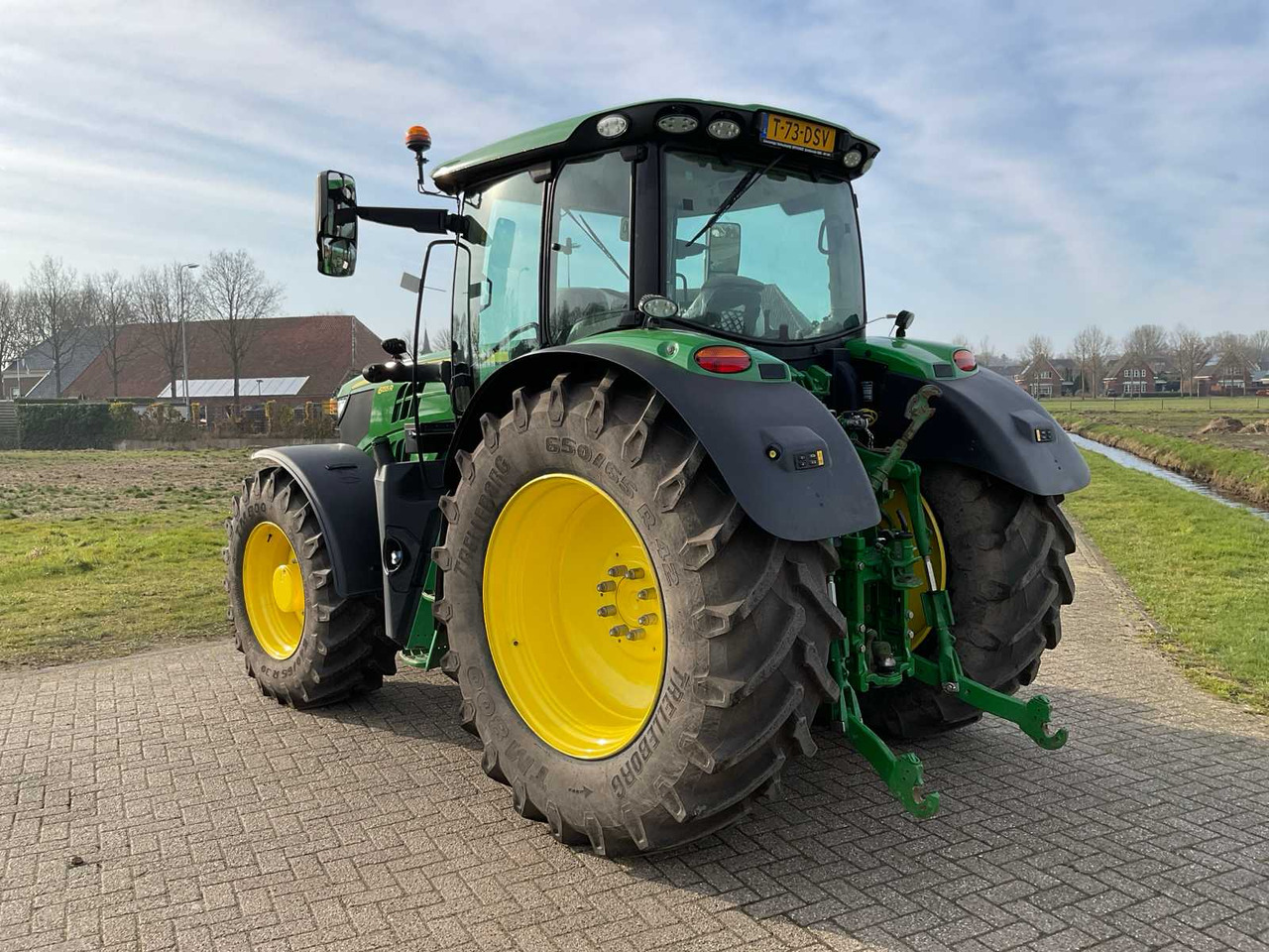 장궤형 트랙터 John Deere 6155R : 사진 7