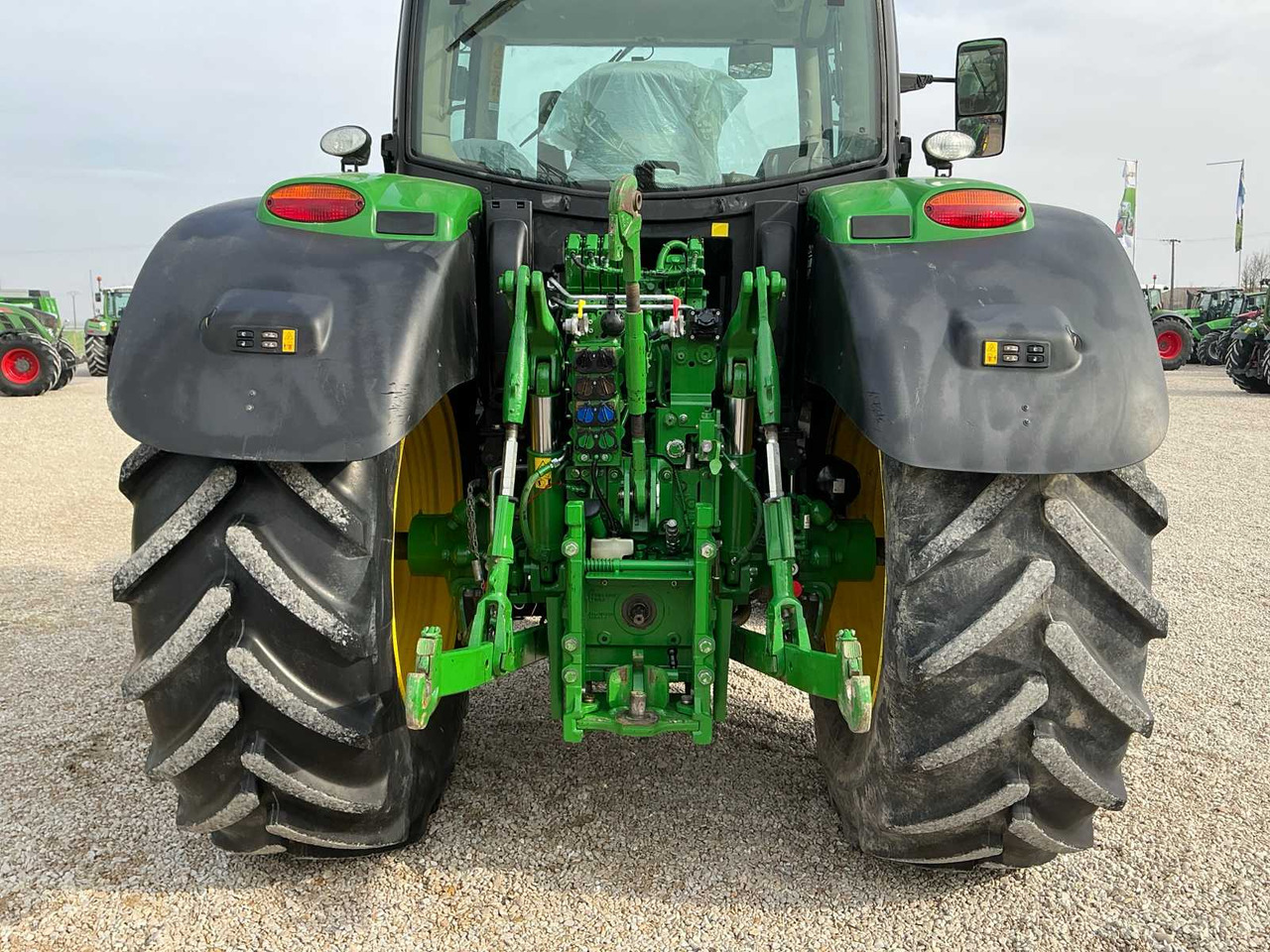 장궤형 트랙터 John Deere 6155R : 사진 9