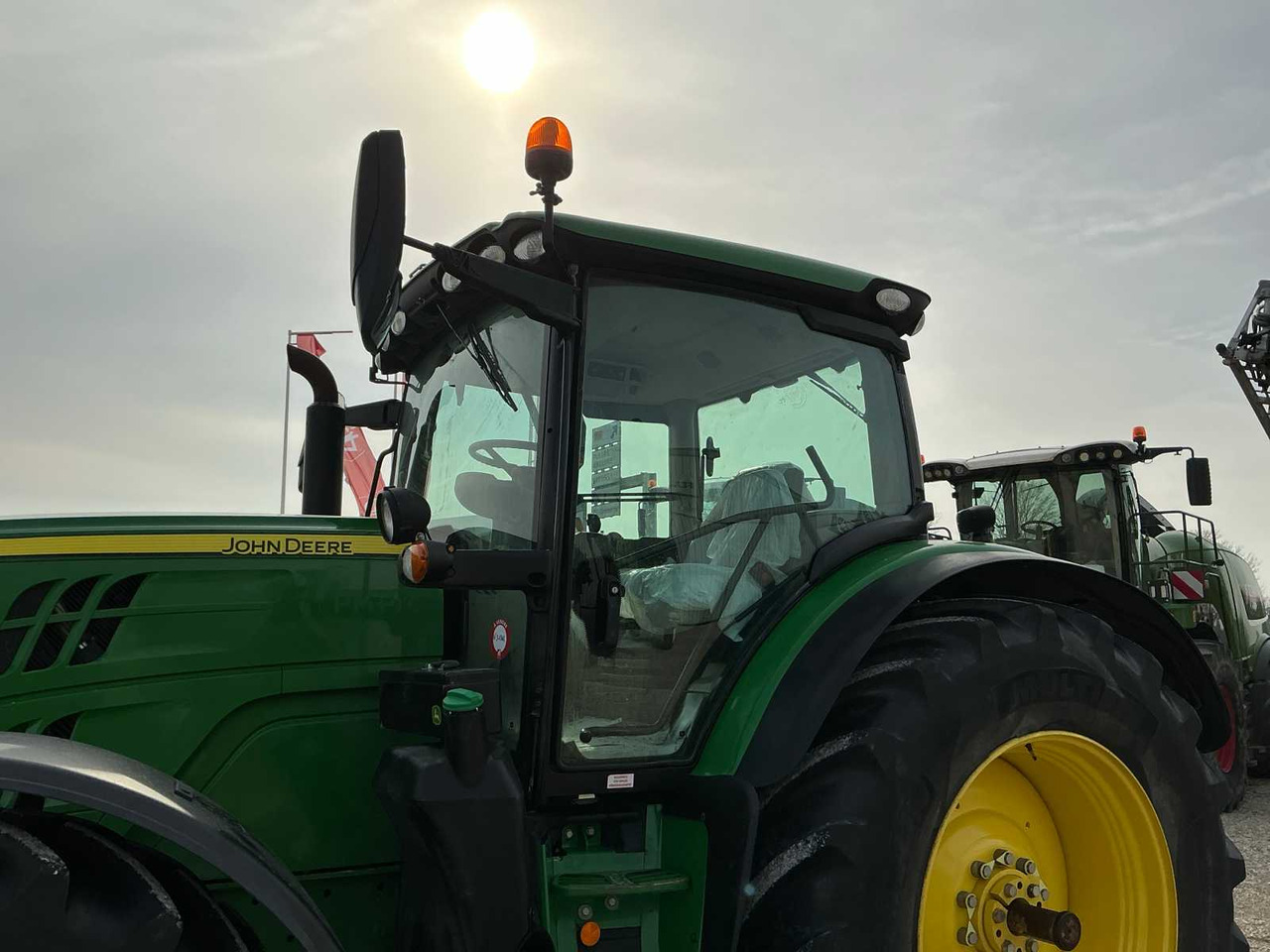 장궤형 트랙터 John Deere 6155R : 사진 27