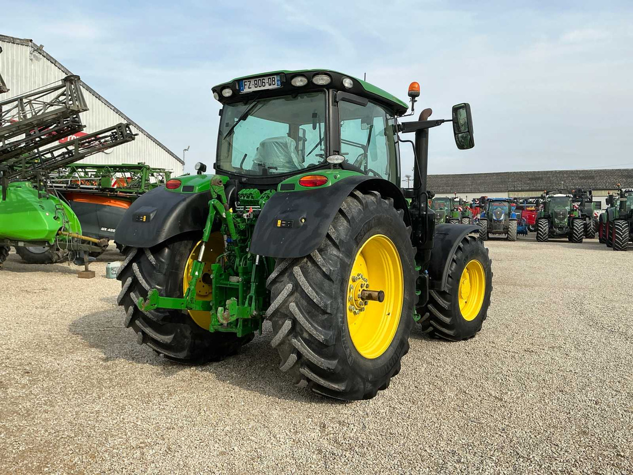 장궤형 트랙터 John Deere 6155R : 사진 8