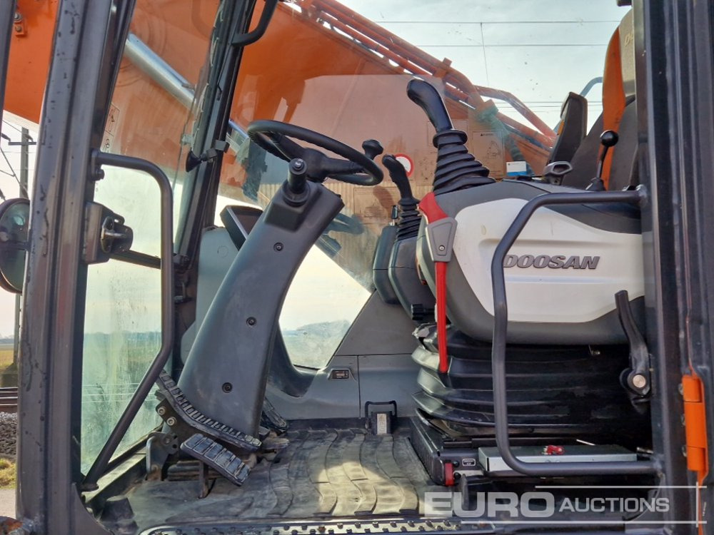 휠 굴삭기 2019 Doosan DX250WMH-5 : 사진 42