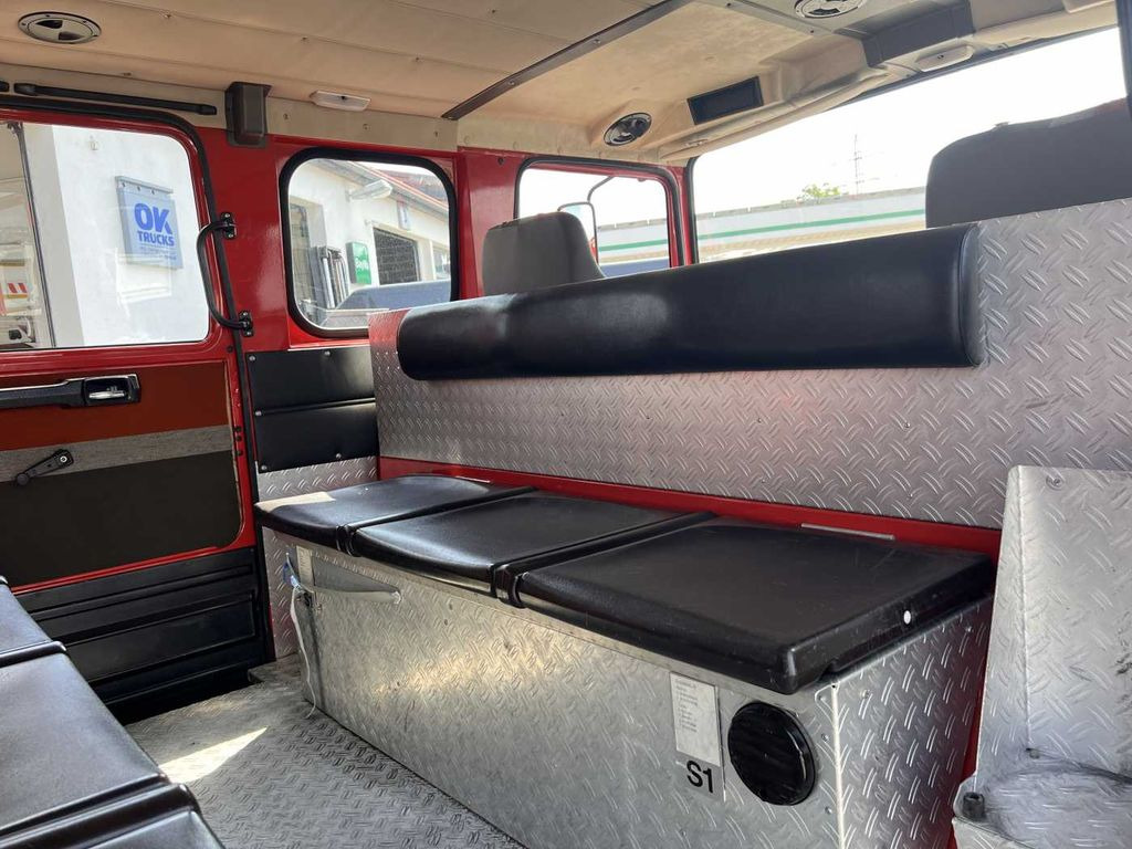 소방차 Iveco 90-16 AW 4x4 LF8 Feuerwehr Standheizung 9 Sitze : 사진 14 소방차 Iveco 90-16 AW 4x4 LF8 Feuerwehr Standheizung 9 Sitze : 사진 14