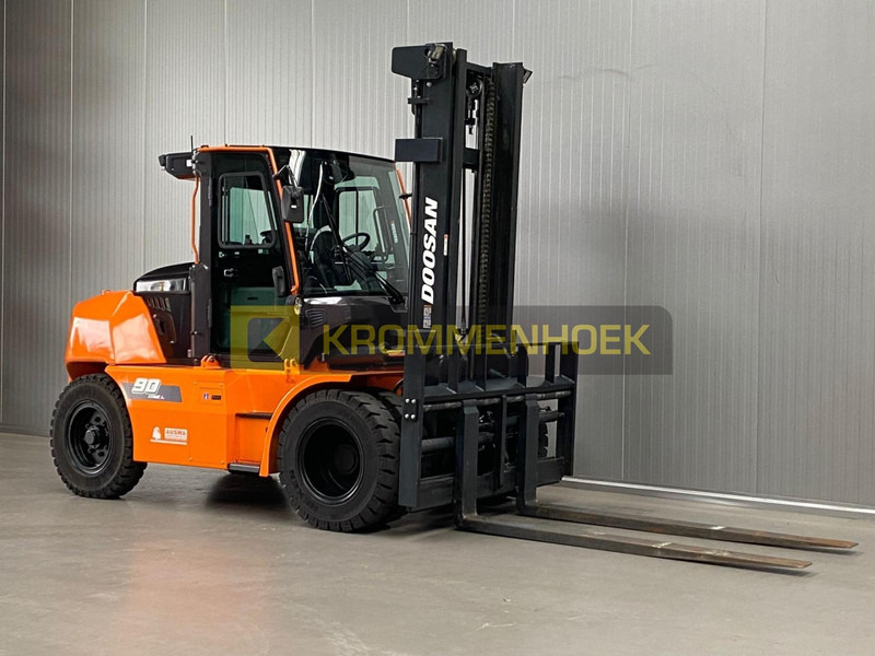 디젤 지게차 Doosan D 90S-9 : 사진 7